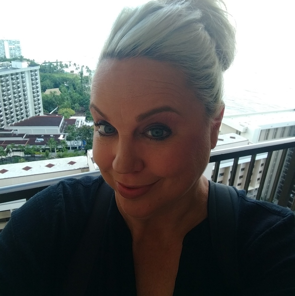 Meet your Posher, Amber